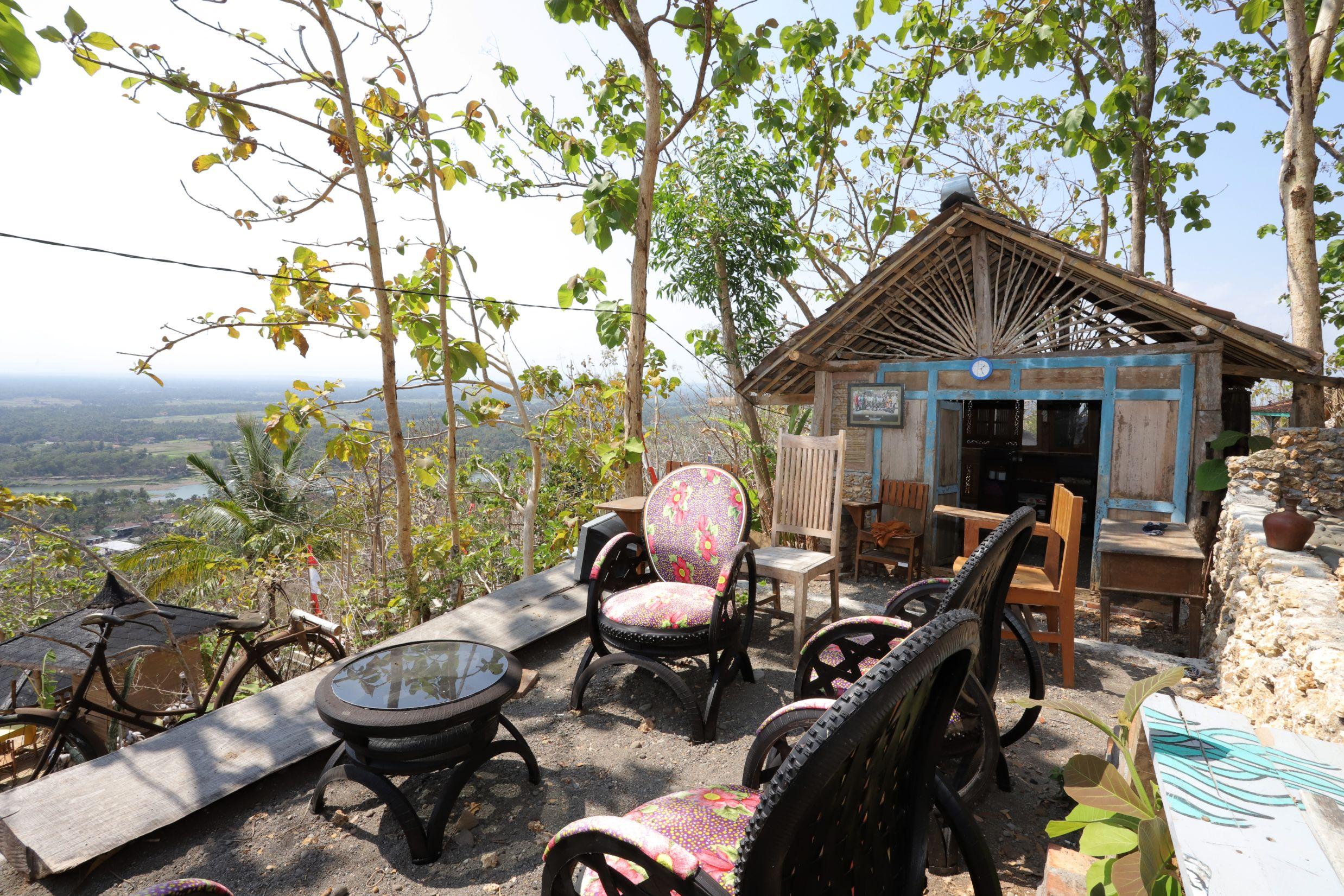 Kretek Newalaskuliner & Homestaywatulumbung מראה חיצוני תמונה